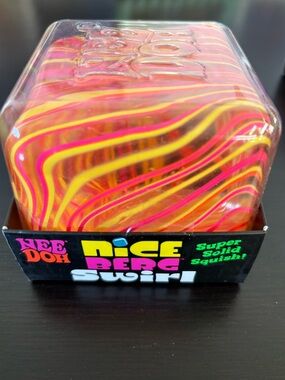 NeeDoh Giant Nice Berg Swirl! Fast shipping!